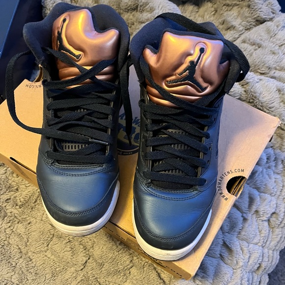 jordan 5 navy blue and gold